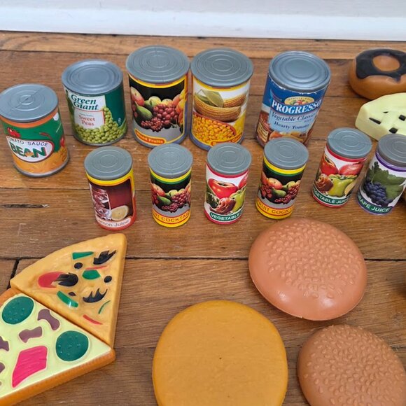 Vintage Lot of Play Food Desserts, Canned Goods, Veggies, and Pans - Picture 5 of 13